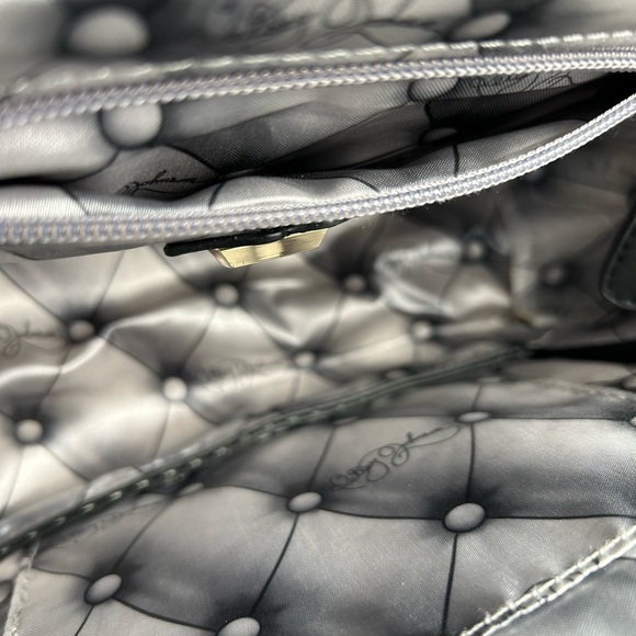 Betsey Johnson Black & White Polka Dot Crossbody/Bag 7.5 x 11” x 3” - Picture 13 of 14